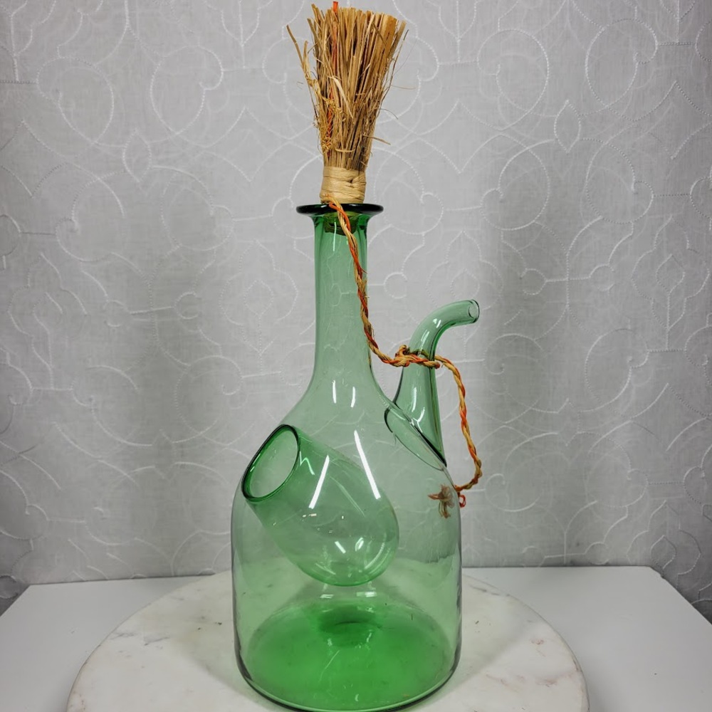 Vintage Hand Blown Italian Wine Decanter Green with Ice Chamber & Raffia Stopper